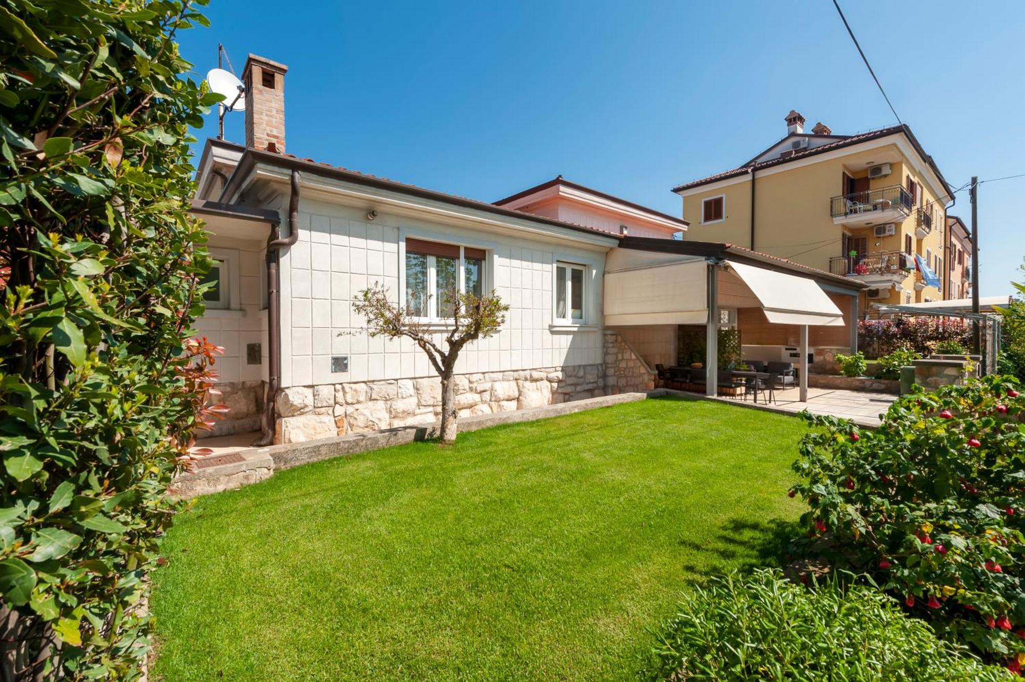 Holiday Home Istarska Rovinj Exterior photo