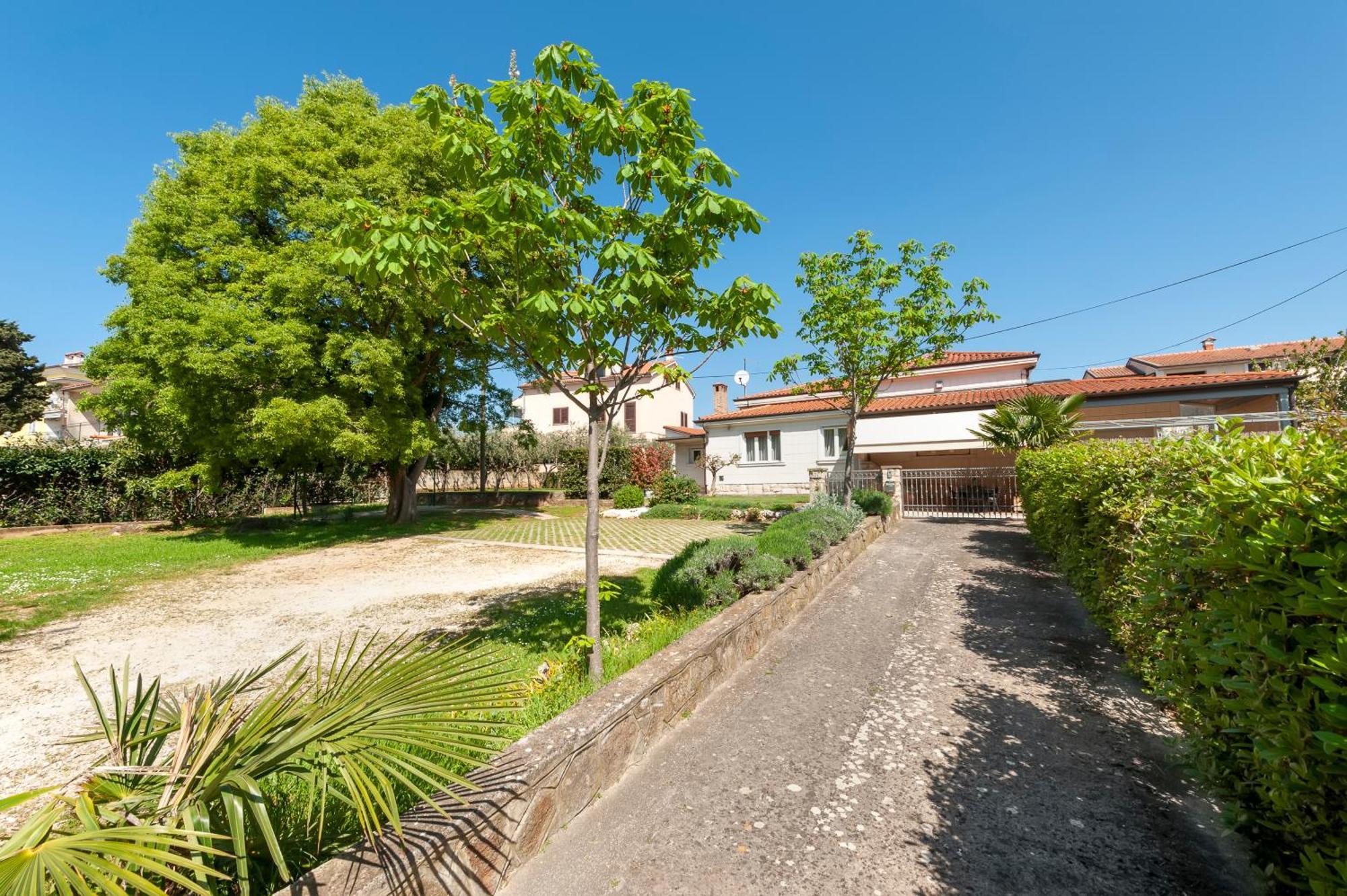 Holiday Home Istarska Rovinj Exterior photo